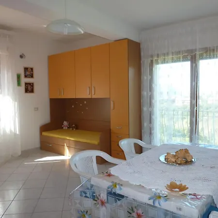 Camilla Apartment
