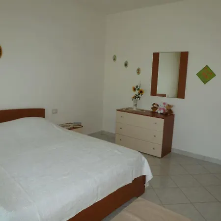 Camilla Apartamento Iglesias